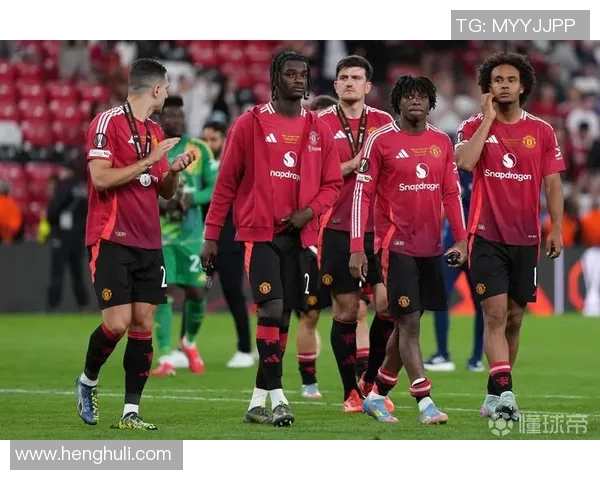 英超球队曼联宣布引进巴西新秀，刷新俱乐部后防实力