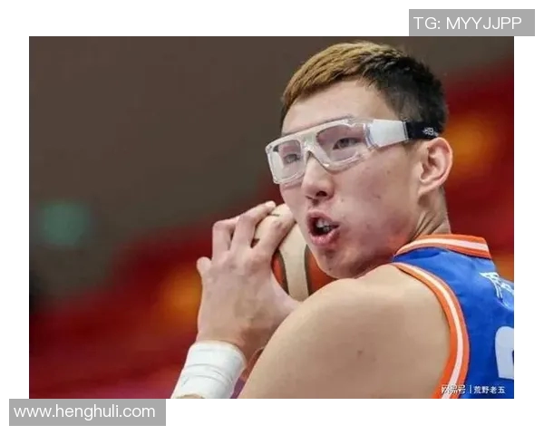 周琦正式加盟辽宁本钢，强力外援亮相CBA赛场