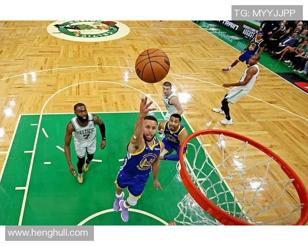 快船队力挫勇士队,总决赛备受期待 快船队力挫勇士队,总决赛备受期待